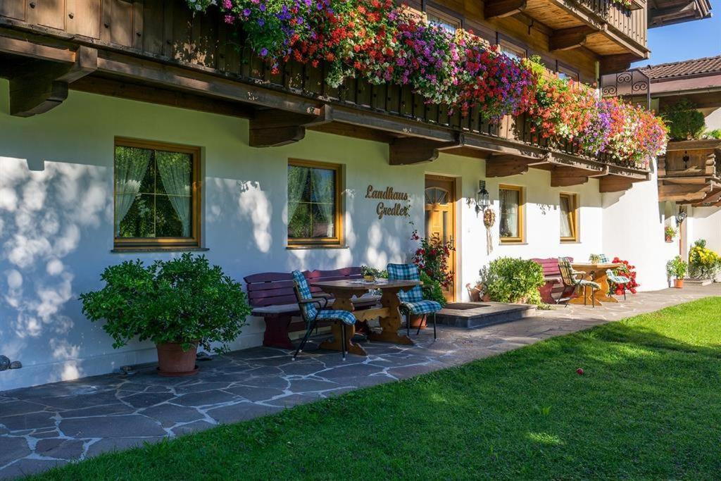 Landhaus Gredler Mayrhofen Exterior foto